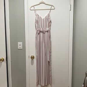 White and red striped jumper